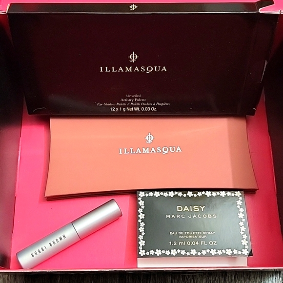 New Beauty Bundle - Picture 2 of 2